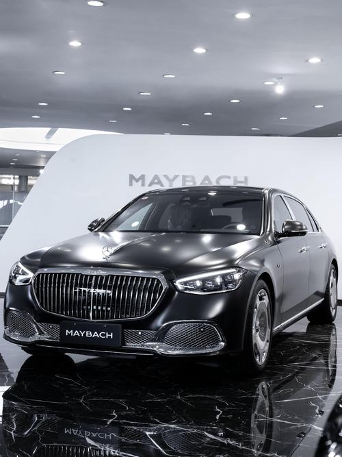 成都134岚图汽车的售后服务让用户无忧出行，迈巴赫未来的豪华车趋势